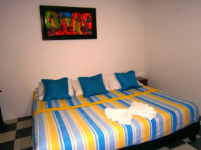  Hotel Shalom PHE Guaduas  Гуадуас